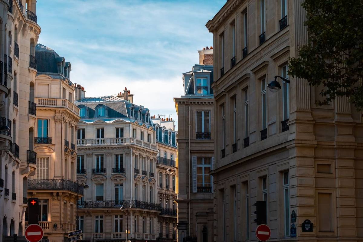 Façade d'immeuble parisien (photo d'illustration)