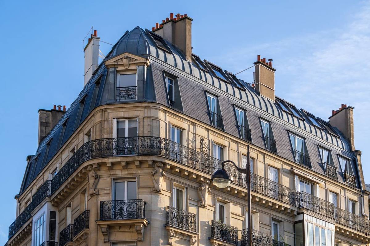 Façade d'immeuble parisien (photo d'illustration)