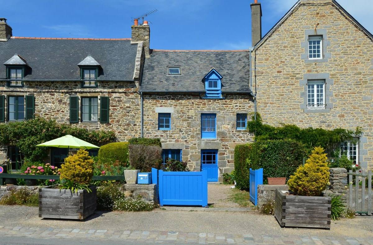 Maison et son jardin (photo d'illustration)