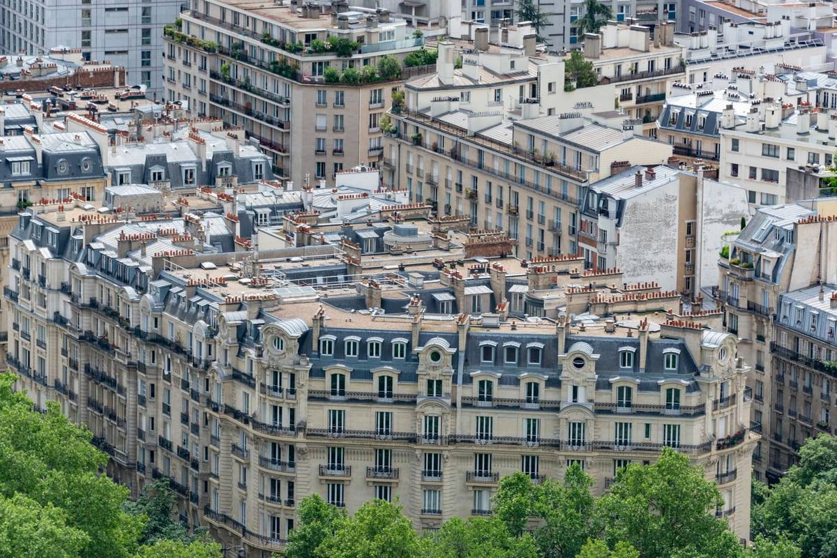 Vue dégagée sur les toits (photo d'illustration)